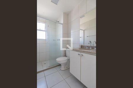 Apartamento para alugar com 68m², 2 quartos e 2 vagas Apartamento para alugar com 68m², 2 quartos e 2 vagasBanheiro da Suíte
