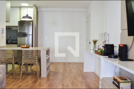 Sala de kitnet/studio à venda com 1 quarto, 42m² em Vila Itapura, Campinas