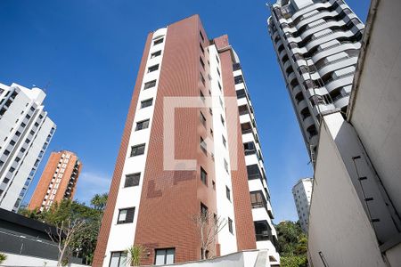Apartamento à venda com 180m², 1 quarto e 3 vagas Apartamento à venda com 180m², 1 quarto e 3 vagasFachada