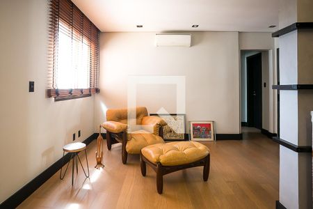 Sala 2 de apartamento à venda com 1 quarto, 180m² em Vila Suzana, São Paulo