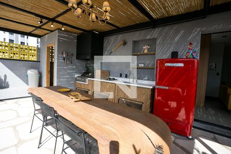 Apartamento à venda com 180m², 1 quarto e 3 vagas Apartamento à venda com 180m², 1 quarto e 3 vagascobertura externa churrasqueira