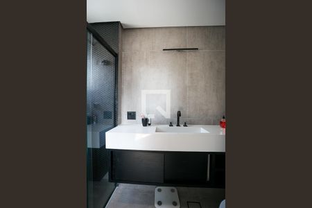 Apartamento à venda com 180m², 1 quarto e 3 vagas Apartamento à venda com 180m², 1 quarto e 3 vagasBanheiro da Suíte