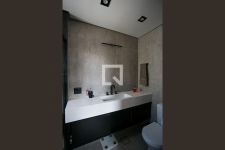 Apartamento à venda com 180m², 1 quarto e 3 vagas Apartamento à venda com 180m², 1 quarto e 3 vagasBanheiro da Suíte