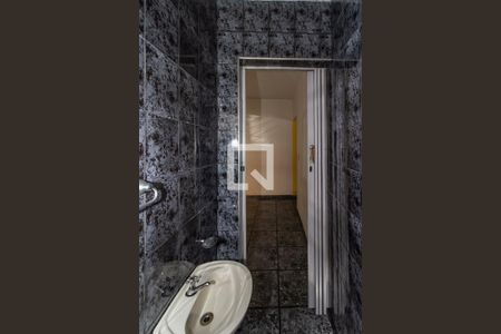 Casa à venda com 202m², 5 quartos e 3 vagasBanheiro 6