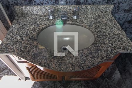 Casa à venda com 202m², 5 quartos e 3 vagasBanheiro da Suíte 3