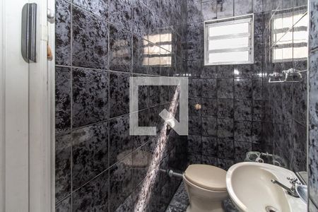 Casa à venda com 202m², 5 quartos e 3 vagasBanheiro 6