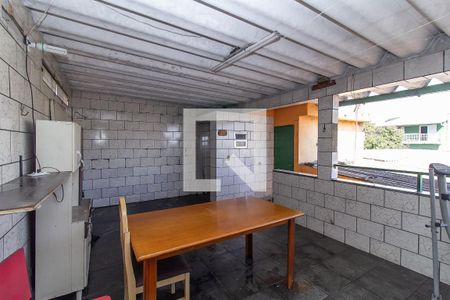 Casa à venda com 202m², 5 quartos e 3 vagasChurrasqueira