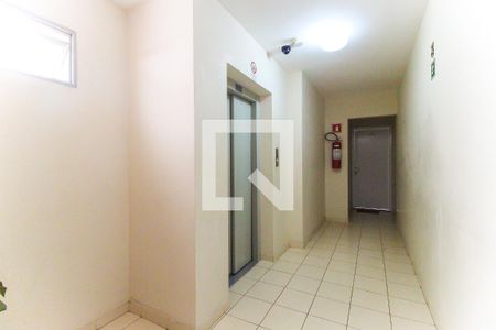 Apartamento à venda com 52m², 2 quartos e 1 vagaHall