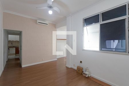 Sala de apartamento à venda com 2 quartos, 69m² em Urca, Rio de Janeiro