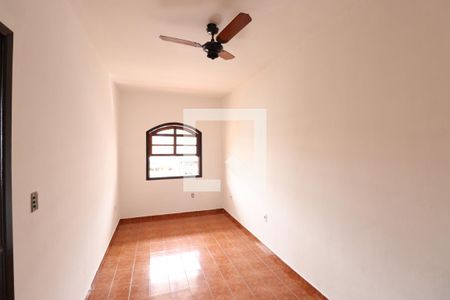 Quarto 1 de casa para alugar com 3 quartos, 140m² em Boaçu, São Gonçalo