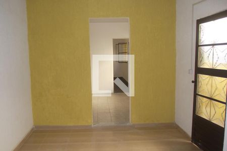 Quarto de casa para alugar com 1 quarto, 50m² em Pilares, Rio de Janeiro
