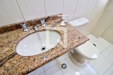 Apartamento à venda com 105m², 3 quartos e 2 vagasBanheiro