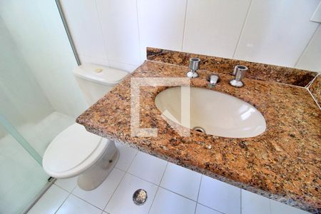 Apartamento à venda com 105m², 3 quartos e 2 vagasBanheiro da Suíte 2