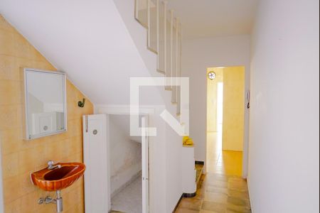 Casa à venda com 280m², 5 quartos e 2 vagasLavabo / Corredor Cozinha