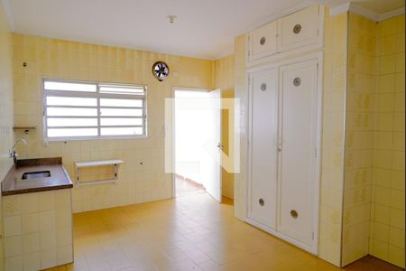 Casa à venda com 280m², 5 quartos e 2 vagasCozinha