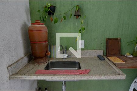 Casa à venda com 188m², 4 quartos e 4 vagasÁrea externa