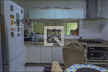 Casa à venda com 188m², 4 quartos e 4 vagasCozinha