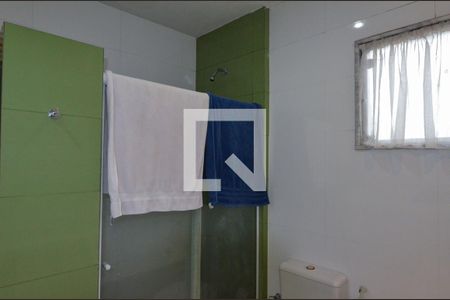 Casa à venda com 188m², 4 quartos e 4 vagasBanheiro da Suíte 