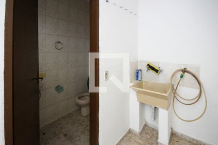 Casa para alugar com 70m², 2 quartos e 1 vagaÁrea de Serviço