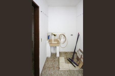 Casa para alugar com 70m², 2 quartos e 1 vagaÁrea de Serviço