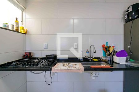 Casa à venda com 50m², 2 quartos e sem vaga Casa à venda com 50m², 2 quartos e sem vagaCozinha