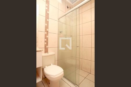 Banheiro de casa à venda com 3 quartos, 100m² em Rio Branco, Porto Alegre