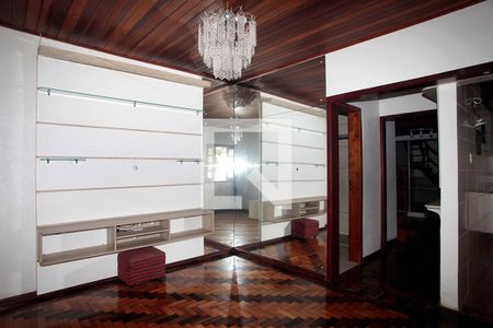 Sala de casa à venda com 3 quartos, 100m² em Rio Branco, Porto Alegre