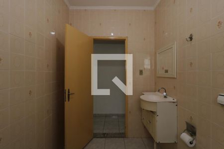 Banheiro 1 de casa à venda com 3 quartos, 195m² em Parque Marajoara, Santo André