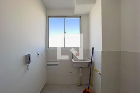 Apartamento para alugar com 37m², 2 quartos e sem vaga Apartamento para alugar com 37m², 2 quartos e sem vagaCozinha e área de serviço