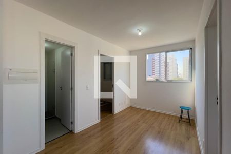 Sala de apartamento para alugar com 2 quartos, 37m² em Cambuci, São Paulo