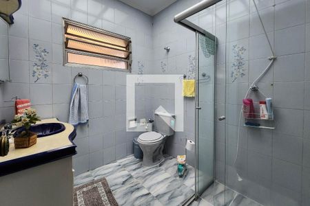 Casa para alugar com 238m², 3 quartos e 4 vagasBanheiro