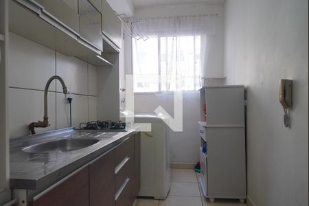 Cozinha de apartamento à venda com 2 quartos, 45m² em Operário, Novo Hamburgo