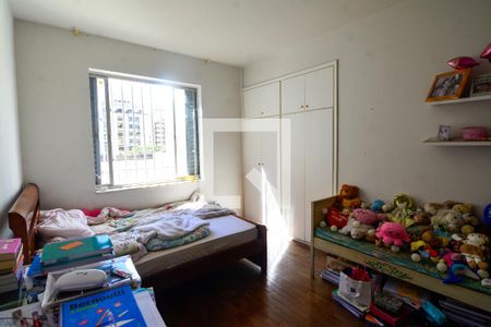 Apartamento à venda com 200m², 4 quartos e 2 vagasQuarto 4