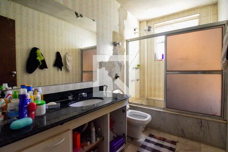 Apartamento à venda com 200m², 4 quartos e 2 vagasBanheiro