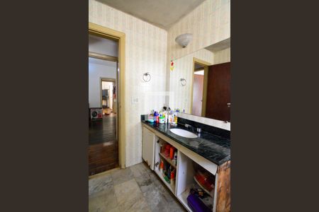 Apartamento à venda com 200m², 4 quartos e 2 vagasBanheiro