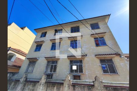 Apartamento para alugar com 67m², 2 quartos e sem vagaFachada