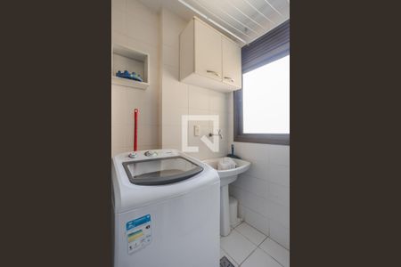 Apartamento à venda com 70m², 2 quartos e 1 vagaÁrea de Serviço