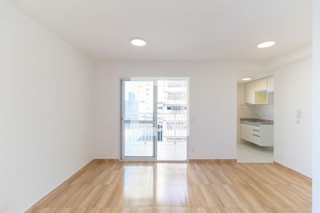 Sala de kitnet/studio para alugar com 1 quarto, 36m² em Liberdade, São Paulo