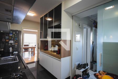 Apartamento à venda com 120m², 3 quartos e 2 vagas Apartamento à venda com 120m², 3 quartos e 2 vagasCozinha