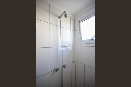 Apartamento à venda com 120m², 3 quartos e 2 vagas Apartamento à venda com 120m², 3 quartos e 2 vagasChuveiro do banheiro da suíte 2