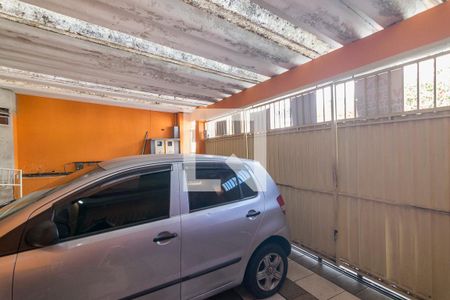 Casa à venda com 154m², 2 quartos e 3 vagas Casa à venda com 154m², 2 quartos e 3 vagasGaragem