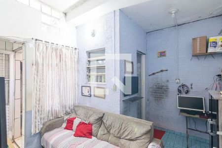 Casa à venda com 154m², 2 quartos e 3 vagas Casa à venda com 154m², 2 quartos e 3 vagasSala Edícula