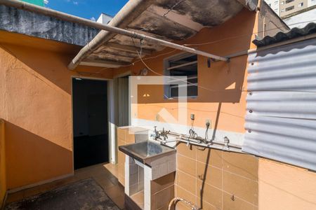 Casa à venda com 154m², 2 quartos e 3 vagas Casa à venda com 154m², 2 quartos e 3 vagasÁrea de Serviço