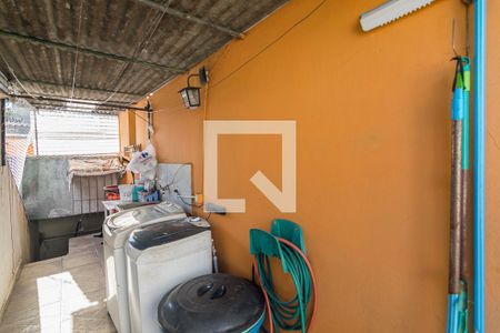 Casa à venda com 154m², 2 quartos e 3 vagas Casa à venda com 154m², 2 quartos e 3 vagasÁrea de Serviço Edícula