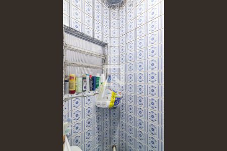 Casa à venda com 154m², 2 quartos e 3 vagas Casa à venda com 154m², 2 quartos e 3 vagasBanheiro Edícula