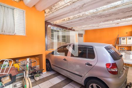 Casa à venda com 154m², 2 quartos e 3 vagas Casa à venda com 154m², 2 quartos e 3 vagasGaragem