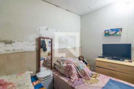 Casa à venda com 154m², 2 quartos e 3 vagas Casa à venda com 154m², 2 quartos e 3 vagasQuarto Edícula