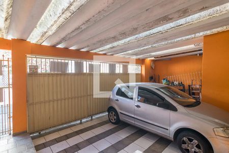 Casa à venda com 154m², 2 quartos e 3 vagas Casa à venda com 154m², 2 quartos e 3 vagasGaragem