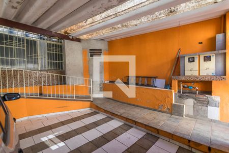 Casa à venda com 154m², 2 quartos e 3 vagas Casa à venda com 154m², 2 quartos e 3 vagasGaragem