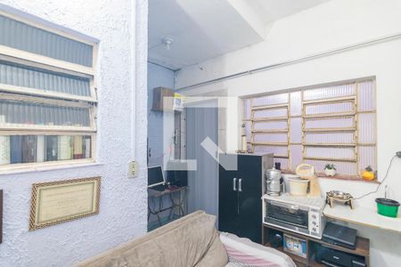 Casa à venda com 154m², 2 quartos e 3 vagas Casa à venda com 154m², 2 quartos e 3 vagasSala Edícula